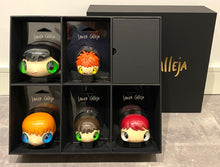 Load image into Gallery viewer, JAVIER CALLEJA - HOOKS HEADS (VER. 1)