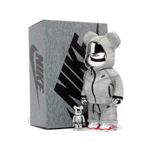 Load image into Gallery viewer, BE@RBRICK - 400% &amp; 100% SET NIKE TECH FLEECE N98 BY MEDICOM TOY
