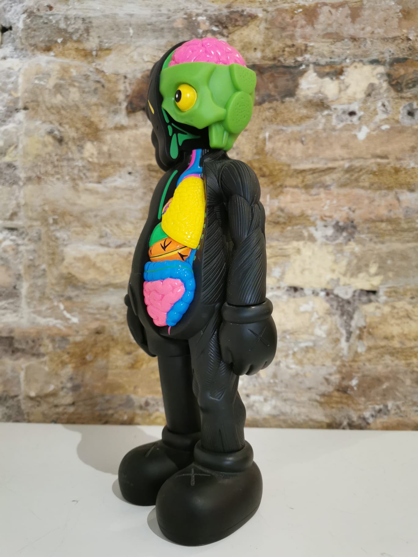 KAWS - FLAYED COMPANION (BLACK) – Exclusiveurbanart